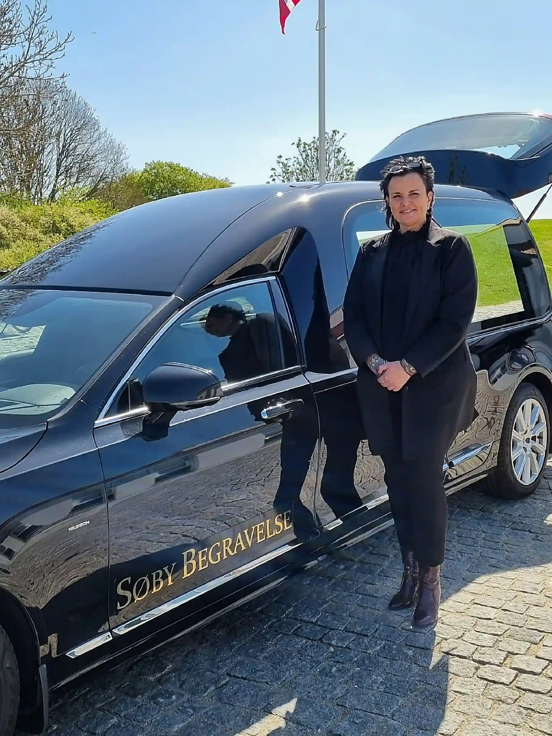Bedemand-Bededame-Sanne-Egebjerg-full